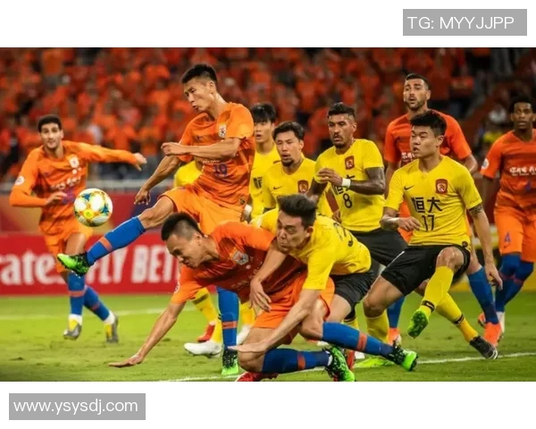 鲁能与恒大激战正酣实时比分更新及精彩瞬间回顾